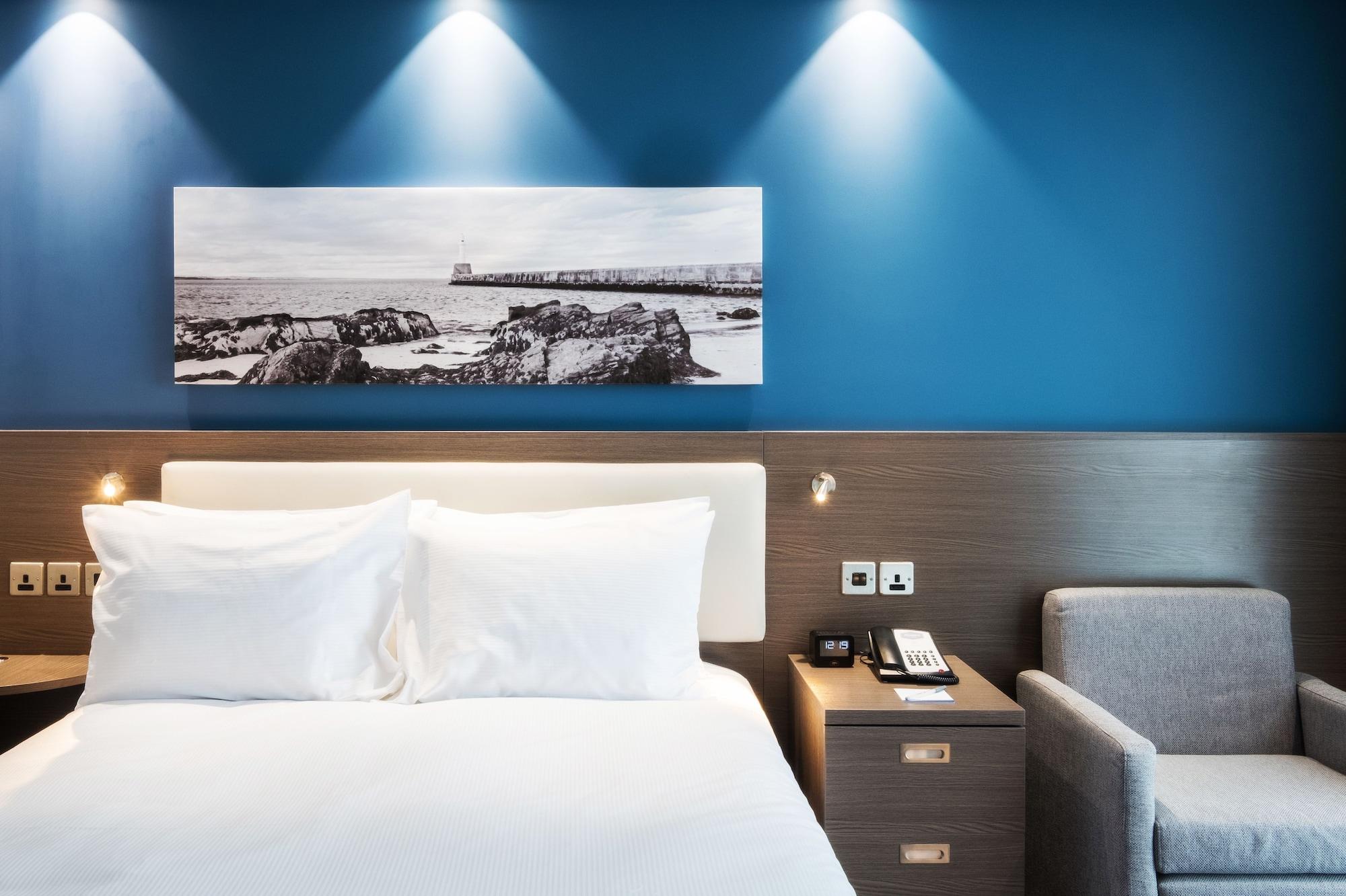 Hampton By Hilton Aberdeen Westhill Kirkton of Skene Zewnętrze zdjęcie
